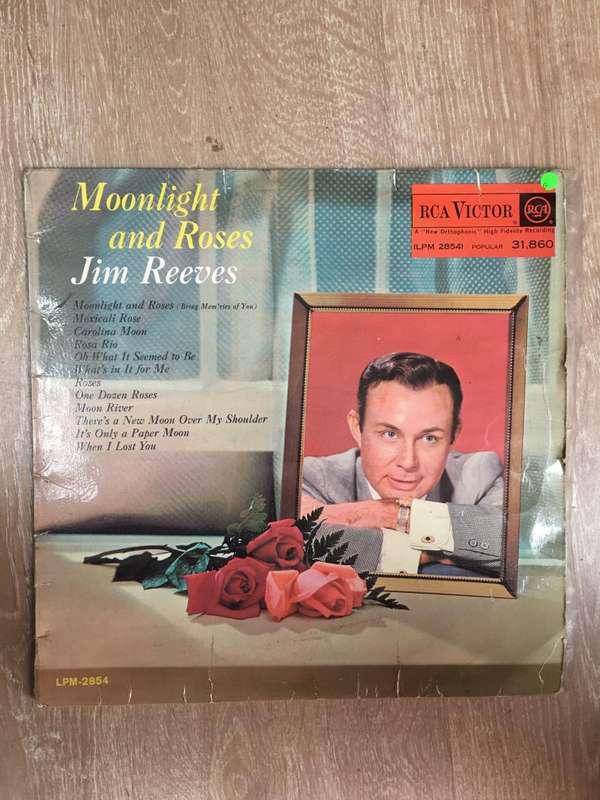 Jim Reeves - Moonlight and Roses - Vinyl LP Record - Opened  - Good Quality (G)