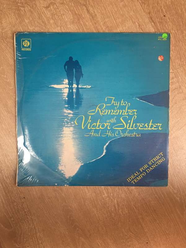 Spanish in Sunshine - 14 Current Spanish Favourites - Vinyl LP Record - Opened  - Very-Good+ Qual...