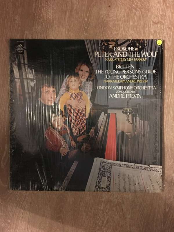 André Previn - London Symphony Orchestra Mia Farrow (Narrator) - Peter And The Wolf / Young P...