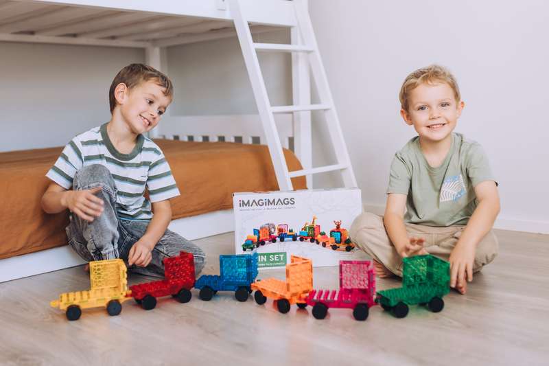 Imagimags Train Set