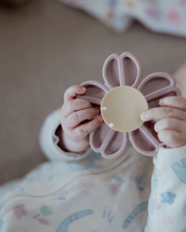 Pre-order: Silicone Bloom Spinner Toy (arriving 2nd or 3rd week in August)