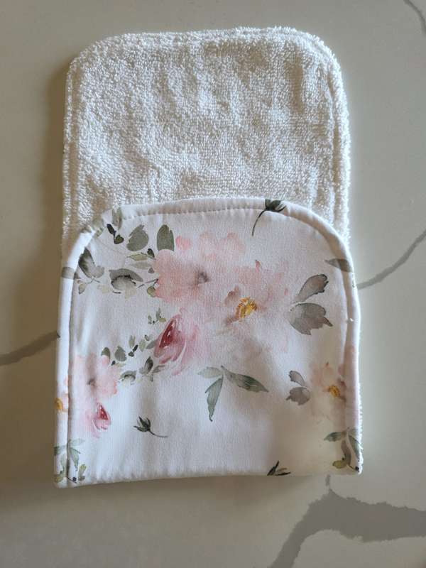 Burp Cloth Nude flowers