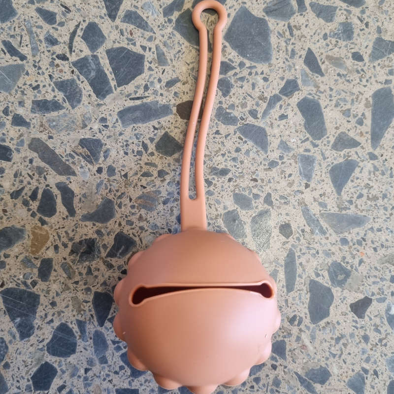 Silicone pacifier holder - Round