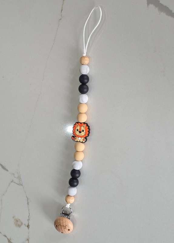 Cartoon Lion Silicone Dummy Clip