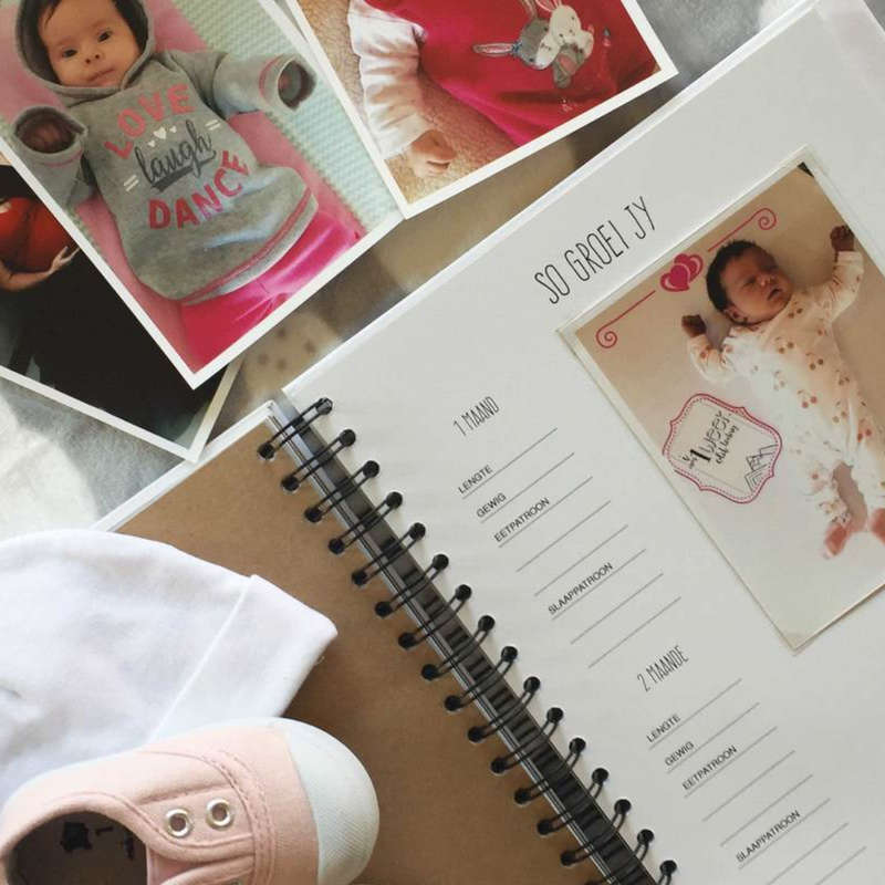 Baby Album - Pregnancy to first birthday