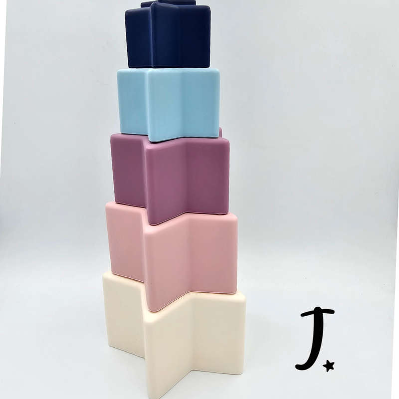 Star stacking toy