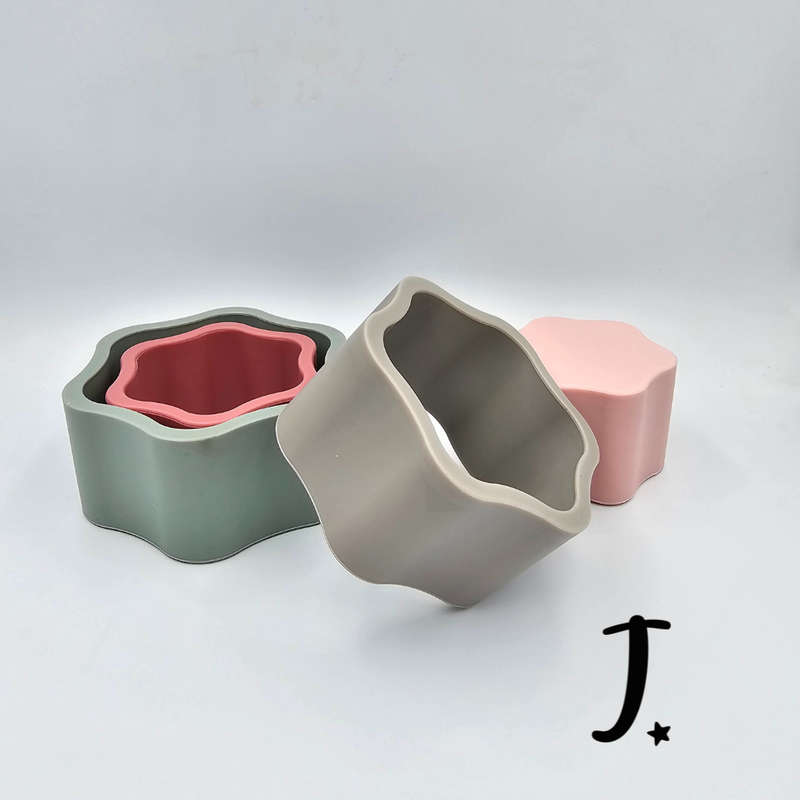 Flower stacking toy