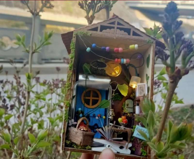 Robotime Mini Town Series Borrowed Garden DIY Miniature Dollhouse Kit