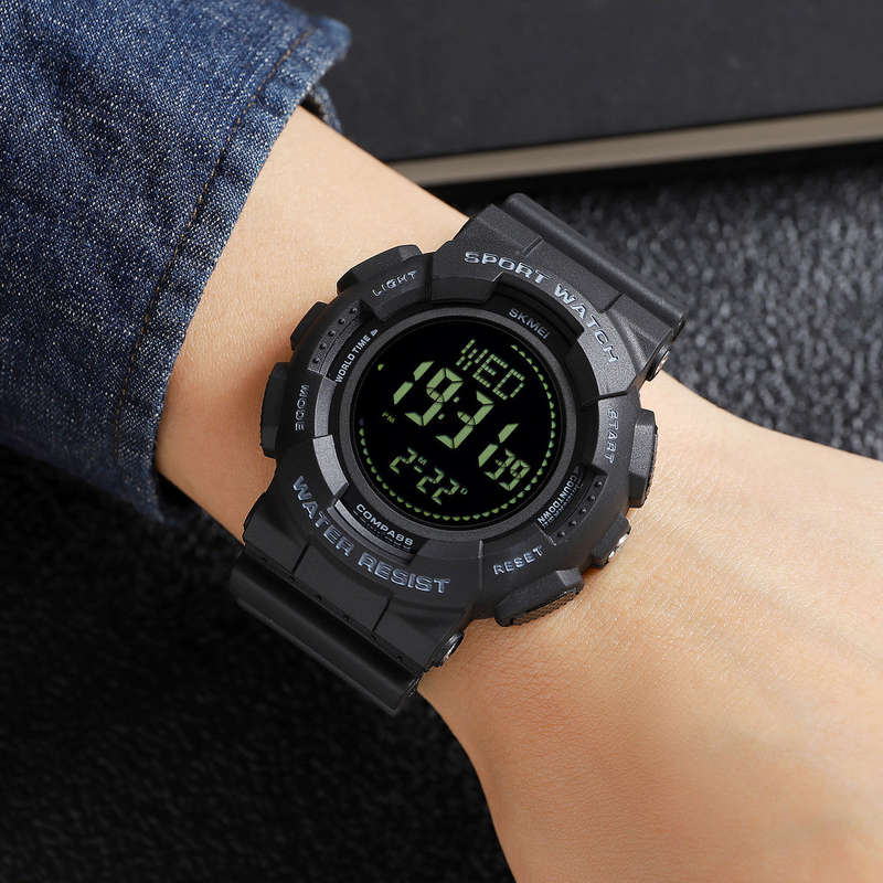 Skmei 2077 Men's Digital Digital LED Sports Watch With Compass