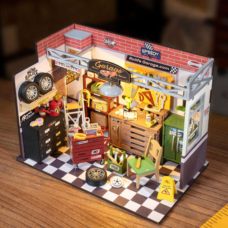 Robotime Garage Workshop DIY 3D Miniature Dollhouse Kit