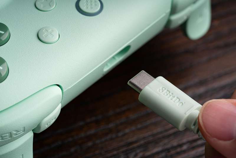 8BitDo Ultimate 2C Wired Controller For Windows and Android Green