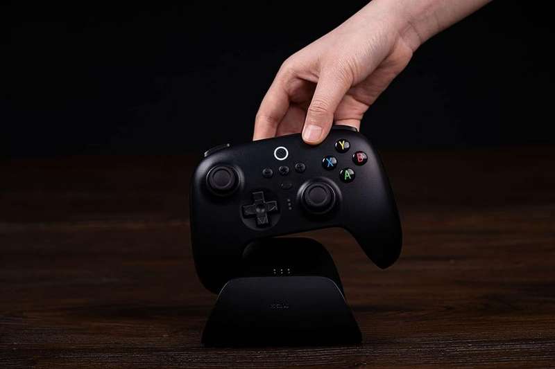 8BitDo Ultimate 2.4G Gaming Controller with Charging Dock (Hall Effect Joysticks) Black