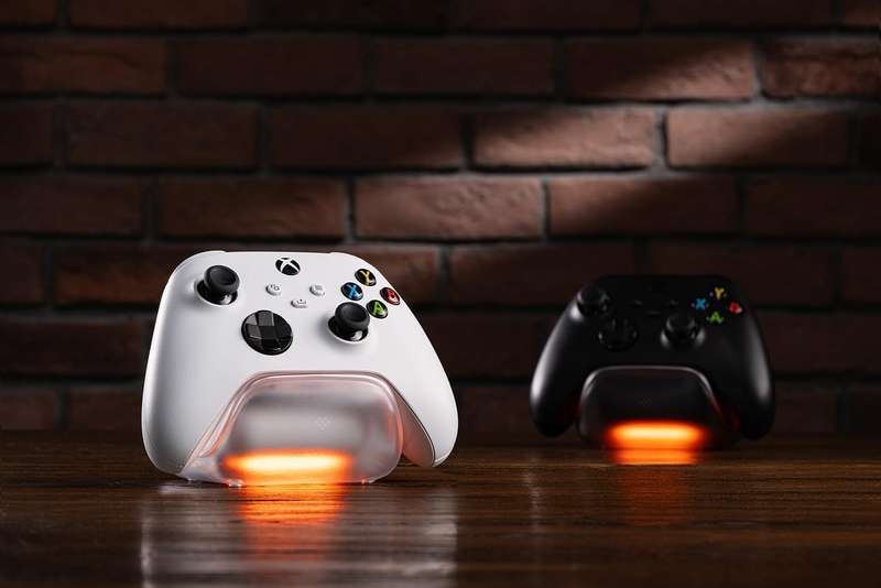 8BitDo Charging Dock for Xbox Wireless Controllers White