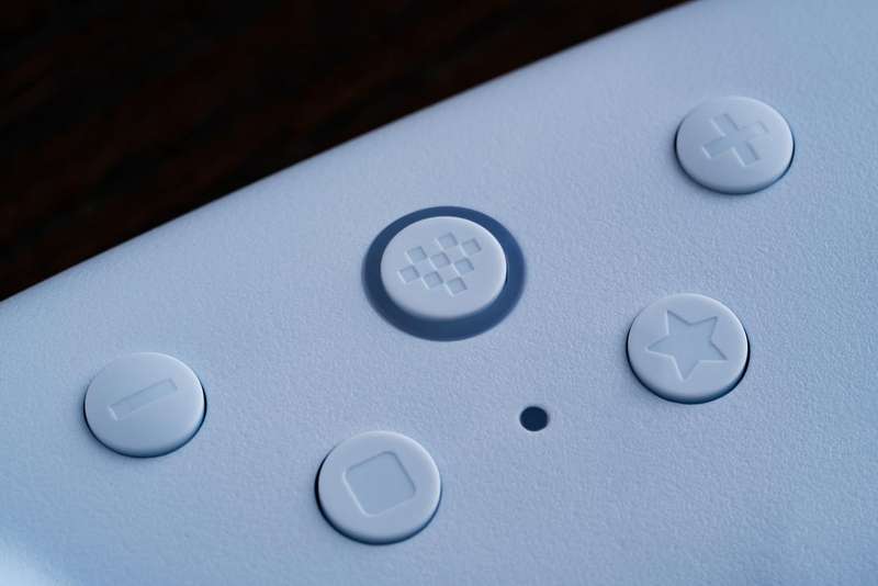 8BitDo Ultimate 2C Bluetooth Controller With Hall Effect For Nintendo Switch/Switch 2 Blue
