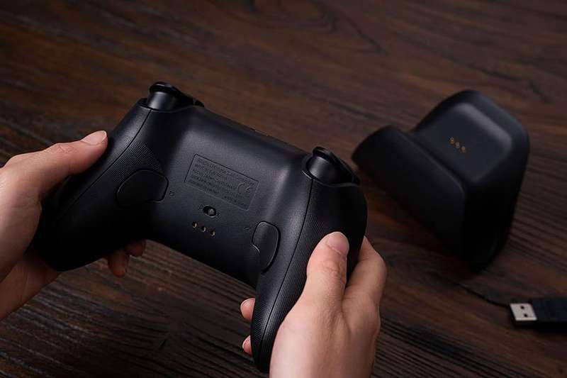 8BitDo Ultimate 2.4G Gaming Controller with Charging Dock (Hall Effect Joysticks) Black