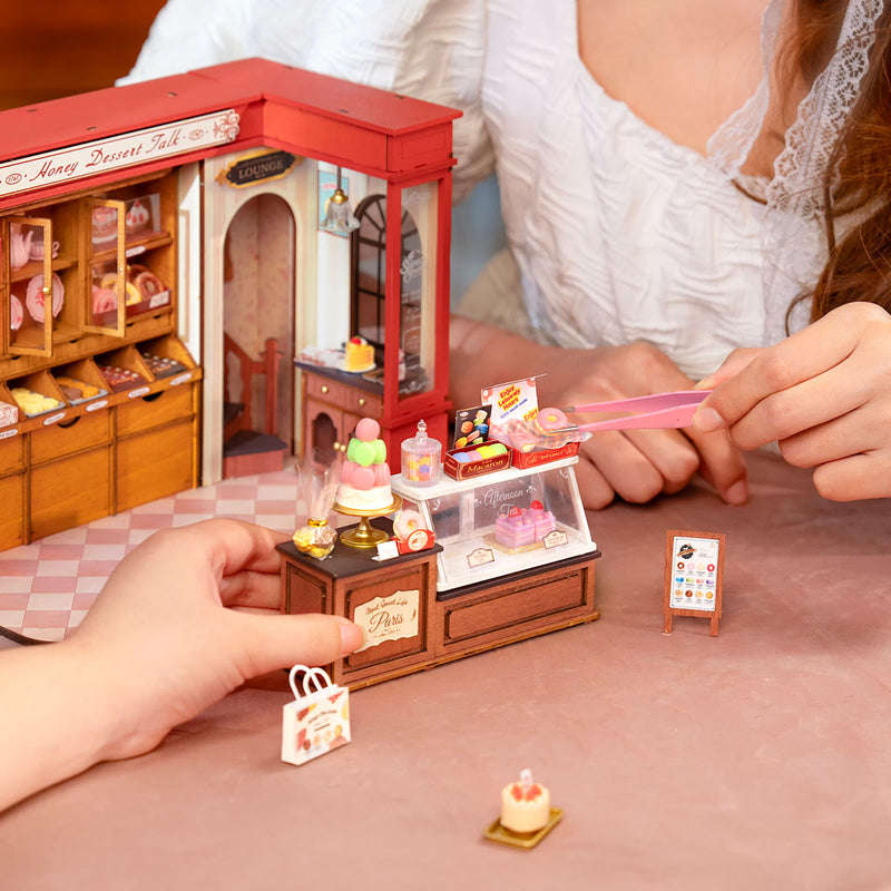 Robotime Honey Dessert Talk DIY Miniature House