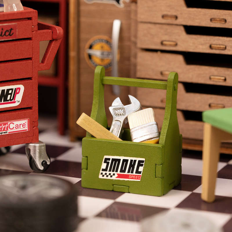 Robotime Garage Workshop DIY 3D Miniature Dollhouse Kit