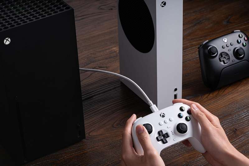 8BitDo Ultimate 3-mode Wired Controller for Xbox With Hall Effect White