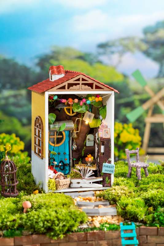 Robotime Mini Town Series Borrowed Garden DIY Miniature Dollhouse Kit