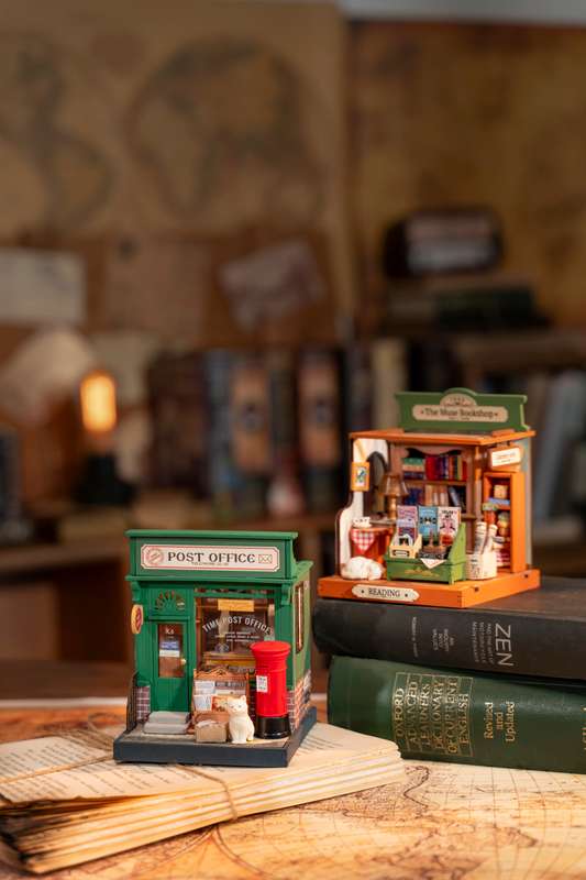 Robotime The Muse Bookshop DIY 3D Miniature Dollhouse