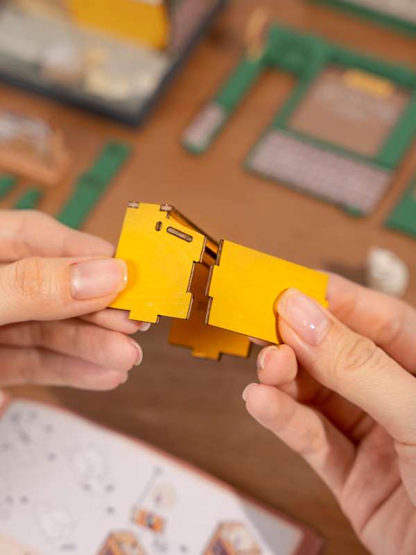 Robotime The Muse Bookshop DIY 3D Miniature Dollhouse