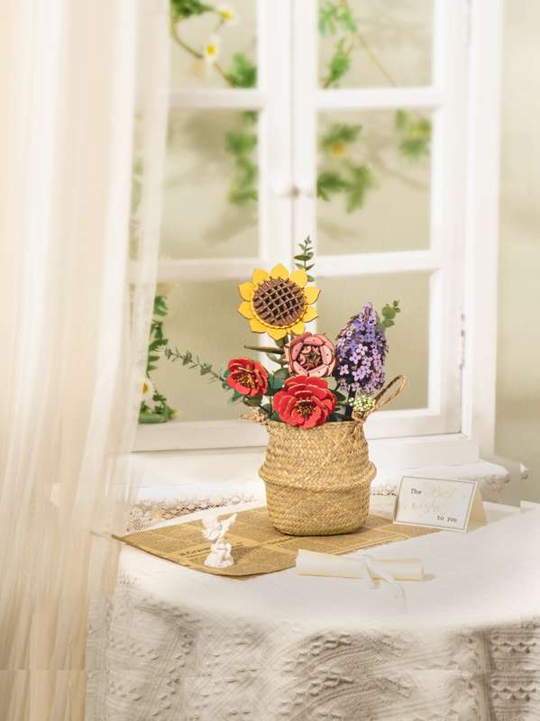 Robotime Flower Bouquet DIY 3D Wooden Puzzle