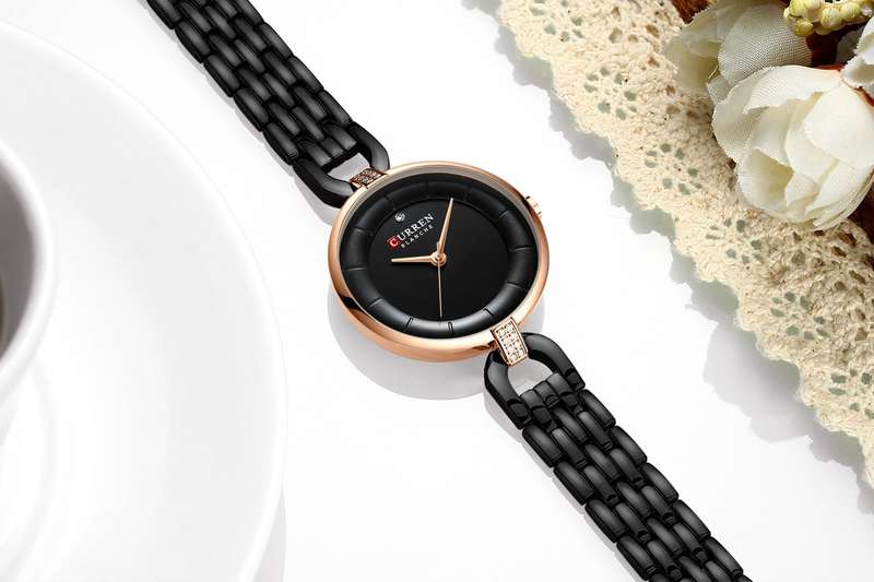 Curren 9052 Women's Simplistic Quartz Wrist Watch Stainless Steel Strap Black