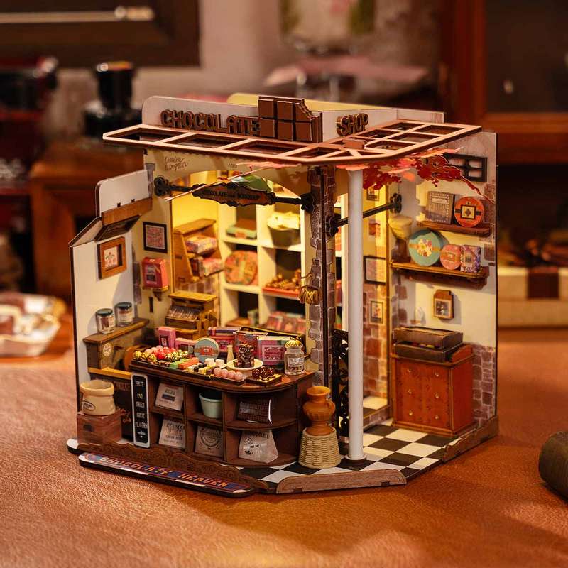 Robotime Henry's Chocolate DIY 3D Miniature House