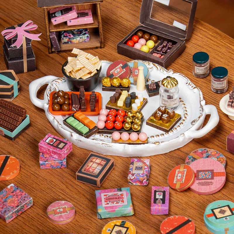Robotime Henry's Chocolate DIY 3D Miniature House
