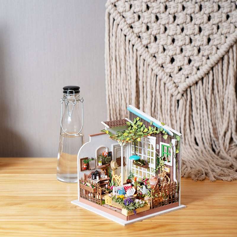 Robotime DIY Miller's Sunshine Garden Model Dollhouse Kit