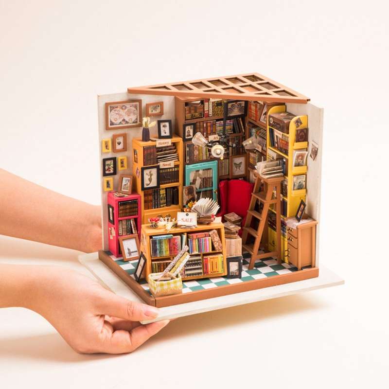 Robotime Sam's Study Library DIY Miniature Dollhouse Kit