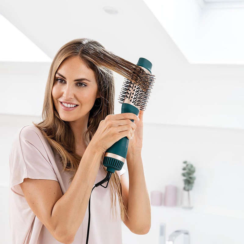Beurer 2-in-1 Volumising Hair Dryer Brush HC 45 - Ocean Blue