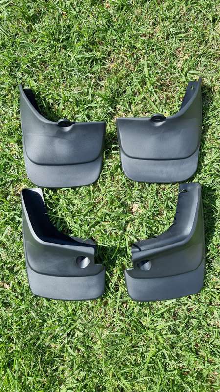 Toyota Corolla Rsi/Rxi mud flaps