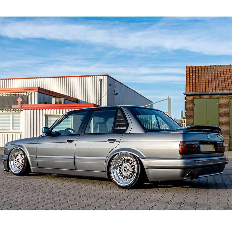 Bm E30 quarter vent louvers