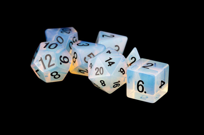 16mm Stone Poly Dice Set Opalite (Dice Sets & Games)