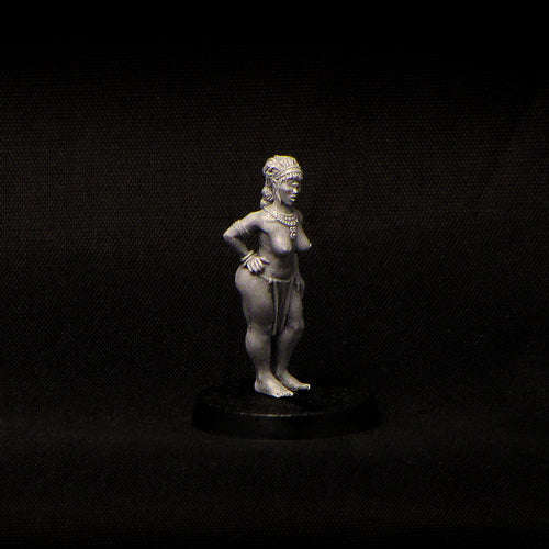 28mm Female Cyclops (AG-17) (Miniatures)
