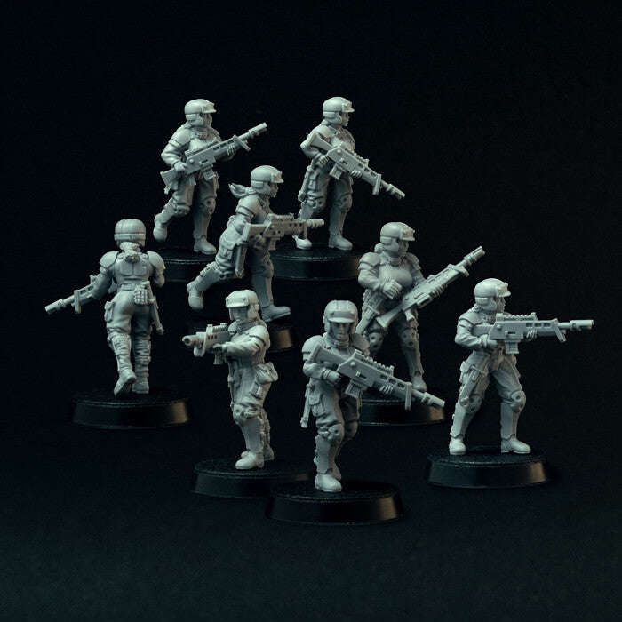 28mm Female Soldiers (8) (Miniatures)