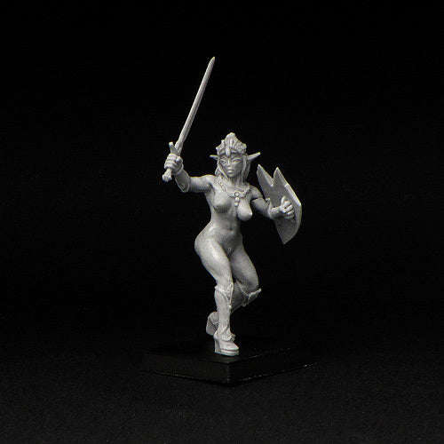 28mm Elven Amazon (AG-19) (Miniatures)