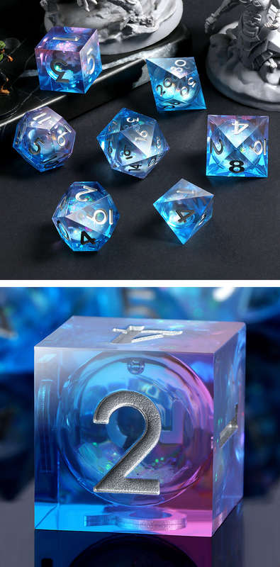 Liquid Core Dice Set (7) Ice Castle (Dice Sets & Games)