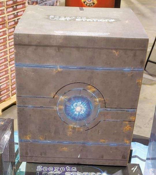 Secrets of the Lost Station Core and Miniatures Pack OOS (Board Games)