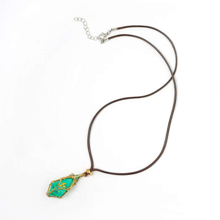 Removeable D4 Dice Holder Necklace with Random Sharp Resin D4s Gold (Dice Sets & Games)