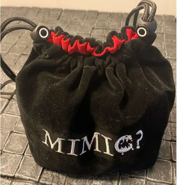 Pet Mimic Dice Bag (Dice Sets & Games)