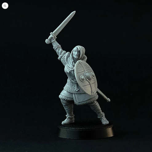 28mm Shield Maiden Captain (Miniatures)