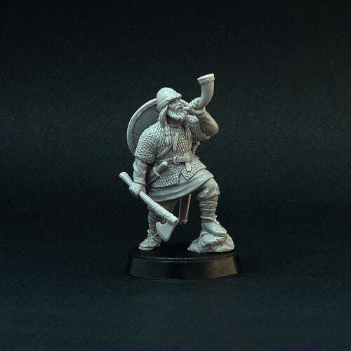 28mm Viking Trumpeteer (Miniatures)