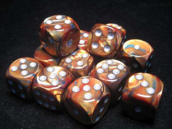 Dice Sets Gold/Silver Lustrous 16mm d6 (12) (Dice Sets & Games)