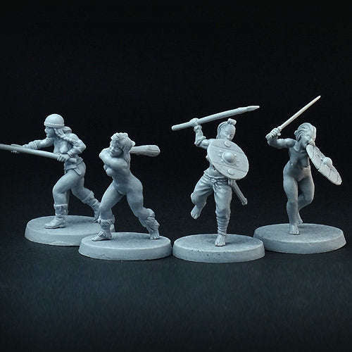 female berserkers (4 models) 28mm (Miniatures)