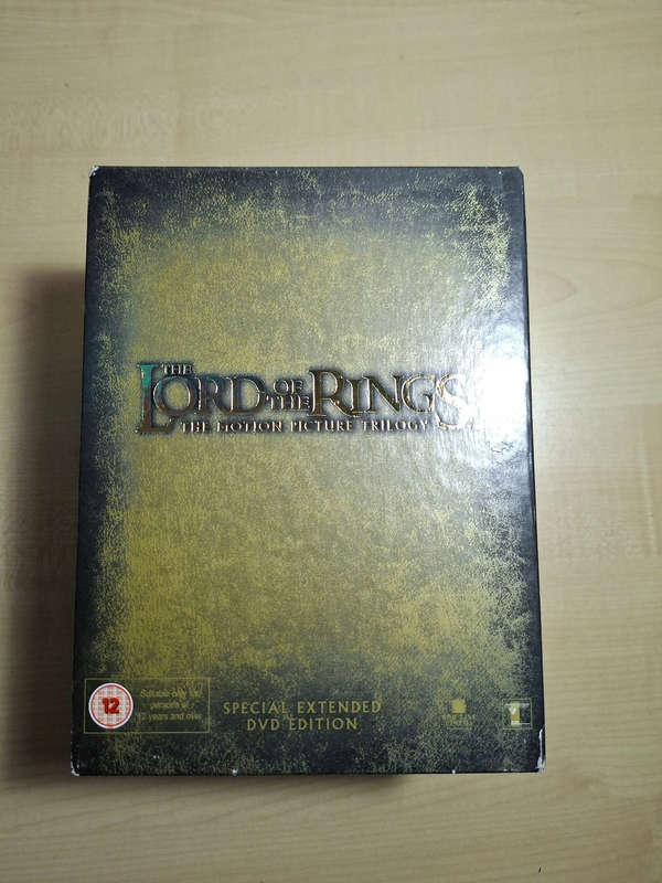 Lord of the Rings: Special Extended Edition DVD Trilogy Box Set (12-Disc Collectors Edition)