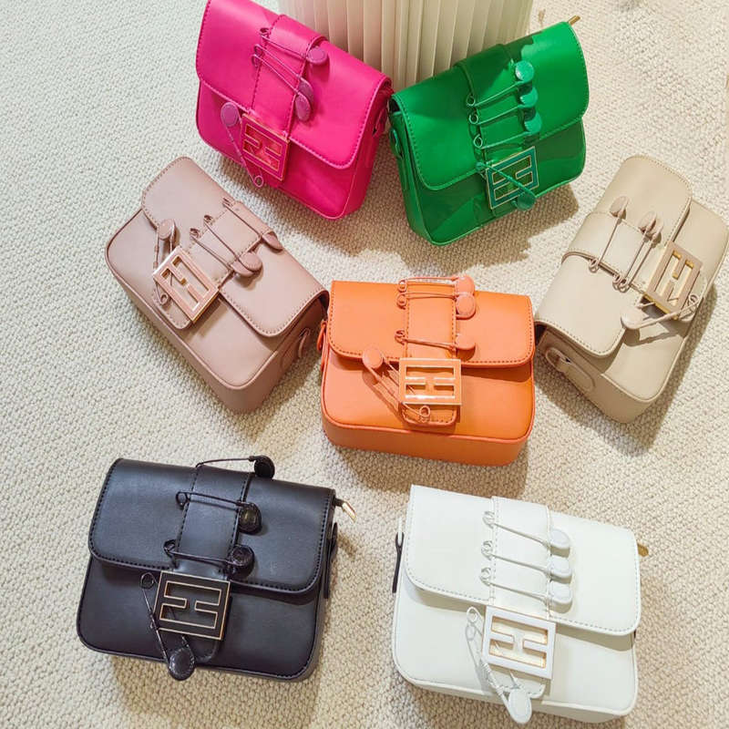 Retro Lock Flap Handbag