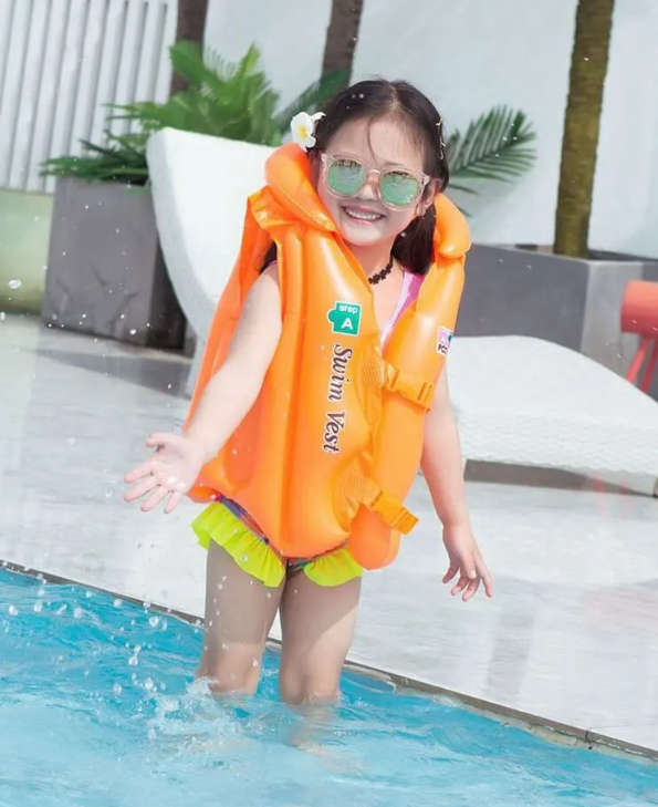 Kids Life Jacket Inflatable Vest