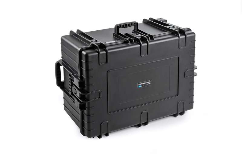 B&W 7800 Trolley Style Case with foam